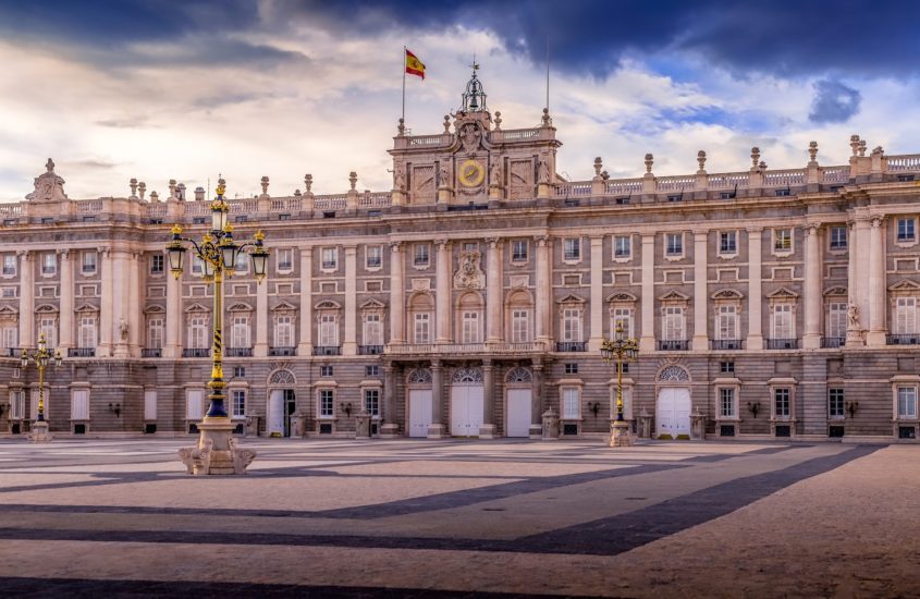 Espanha libera entrada de brasileiros vacinados a partir de junho