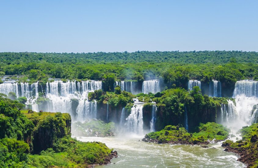 Cataratas do Iguaçu e Cristo Redentor estão entre as melhores atrações do mundo